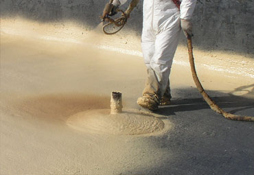 what are the benefits to spray foam roofing in Daytona Beach?